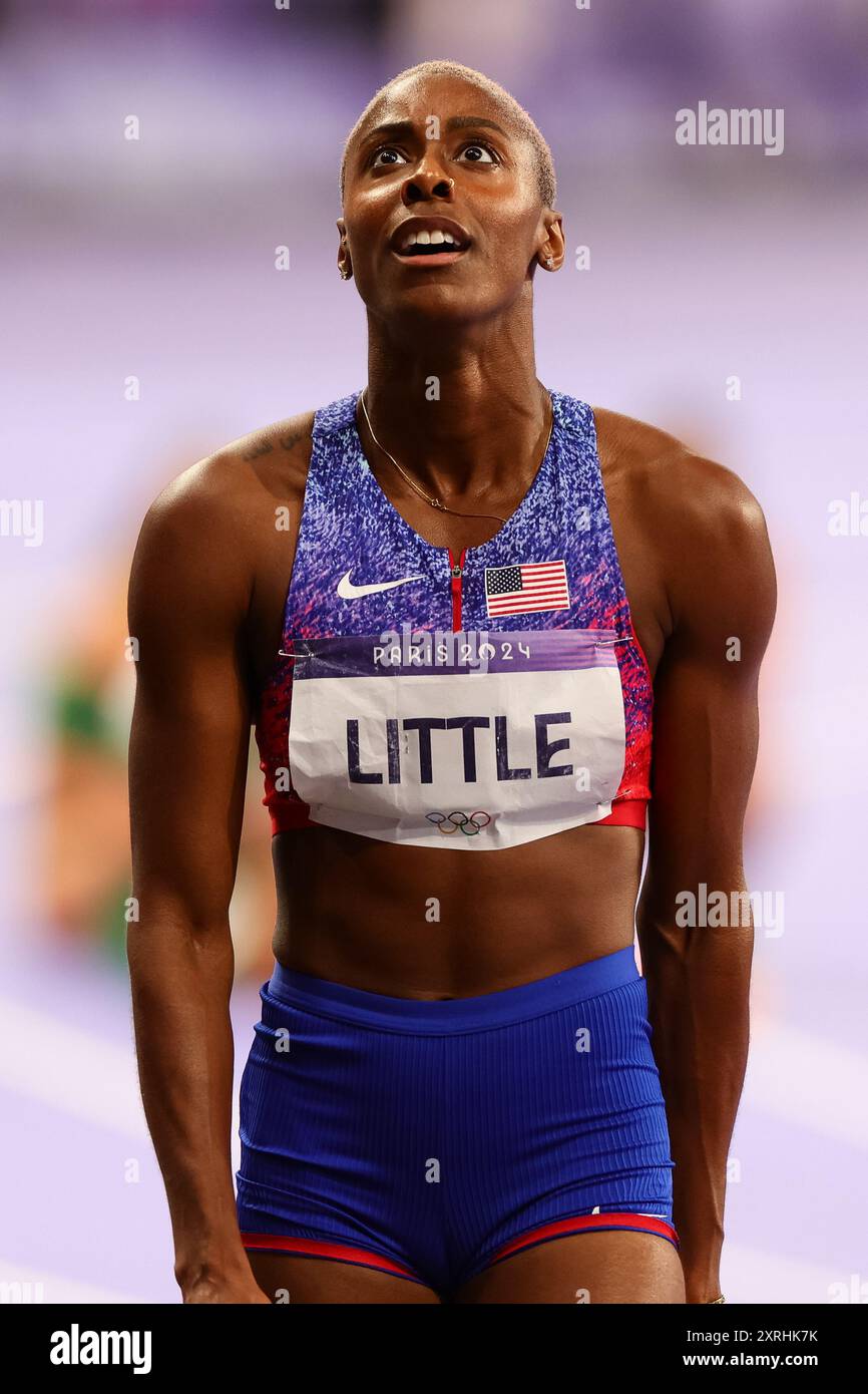 Paris, France, 10 août 2024. Shamier Little réagit après avoir remporté l’or lors de la finale du relais 4 x 400 m féminin, Jeux Olympiques de Paris 2024 au stade de France le 10 août 2024 à Paris, France. Crédit : Pete Dovgan/Speed Media/Alamy Live News Banque D'Images