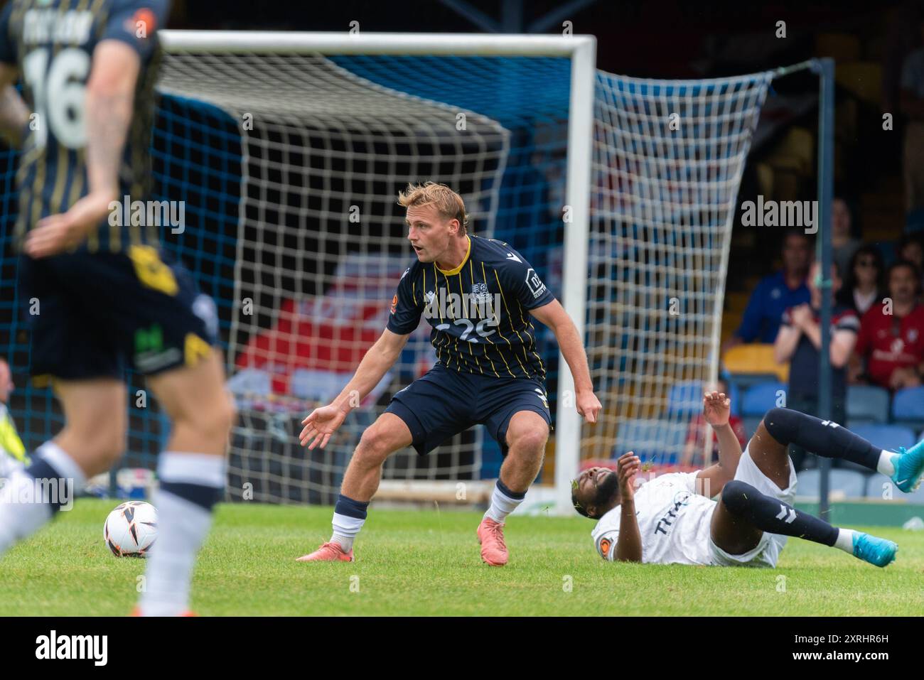 Southend Utd contre York City en 2024-25 Vanarama National League au Roots Hall. Premier jeu sous la nouvelle propriété de COSU. Gus Scott-Morriss de Southend Banque D'Images