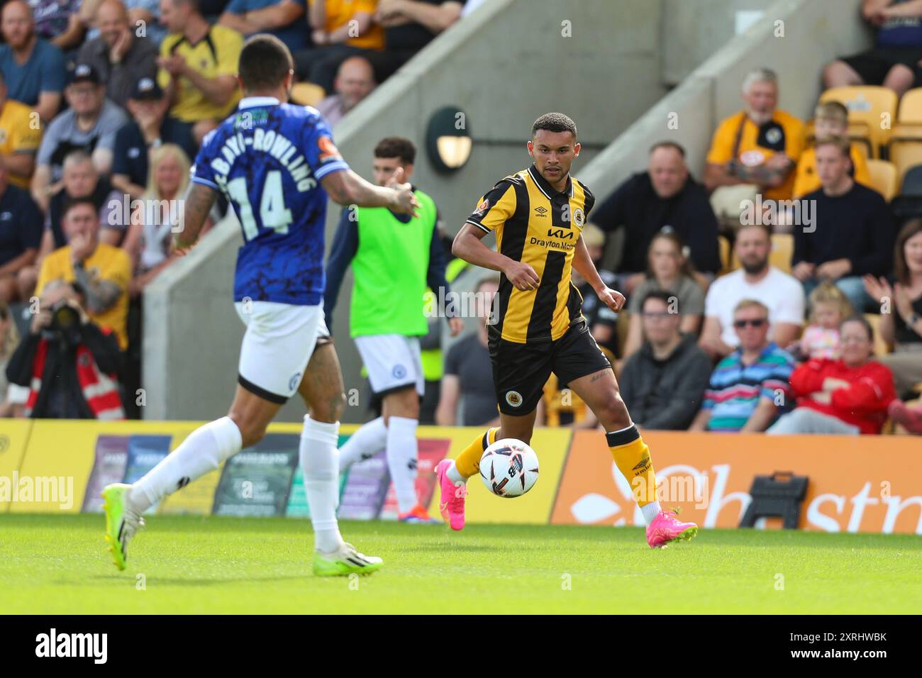 Boston, Royaume-Uni, 10 août 2024. Cameron Green de Boston United, lors de Boston United vs Rochdale Vanarama National League, Jakemans Community Stadium, Banque D'Images