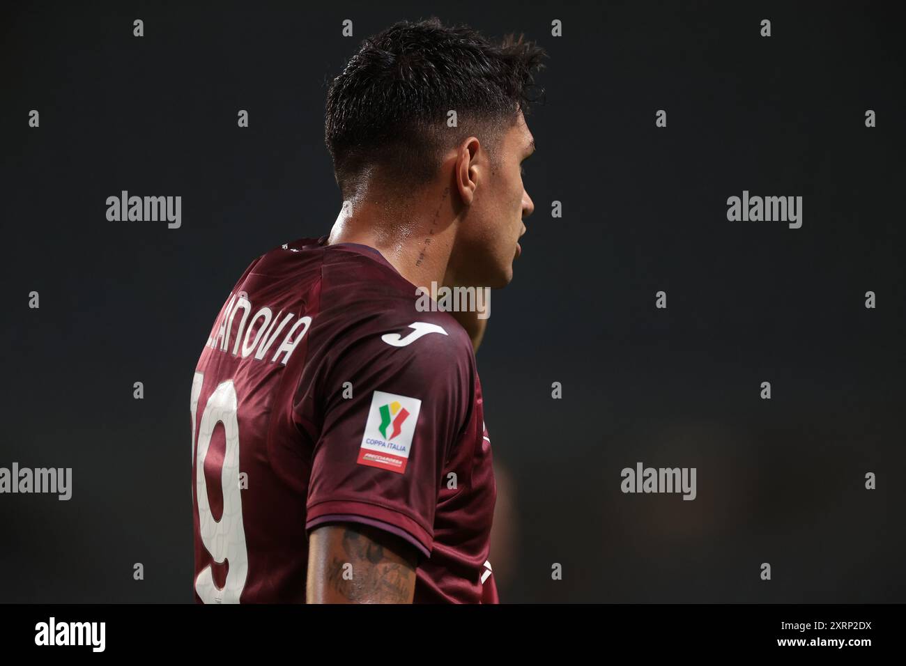 Turin, Italie. 11 août 2024. Une lecture de tatouage “Still Rise” est vue sur le cou de Raoul Bellanova du Torino FC lors du match de la Coppa Italia au Stadio Grande Torino, Turin. Le crédit photo devrait se lire : Jonathan Moscrop/Sportimage crédit : Sportimage Ltd/Alamy Live News Banque D'Images