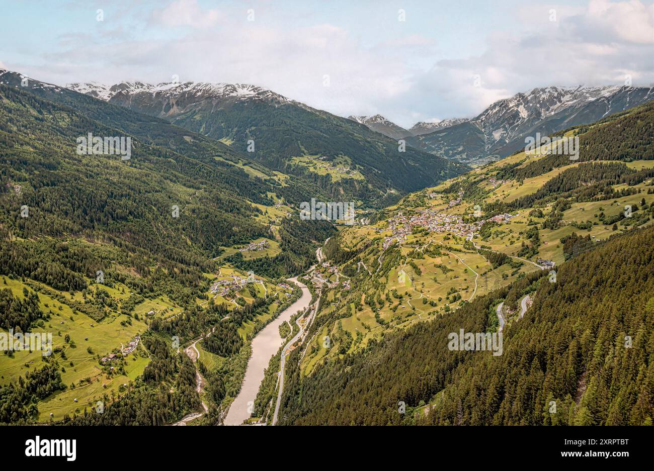 Vue panoramique depuis le Naturpark Kaunergrat dans la vallée de la basse Engadine, Autriche Banque D'Images