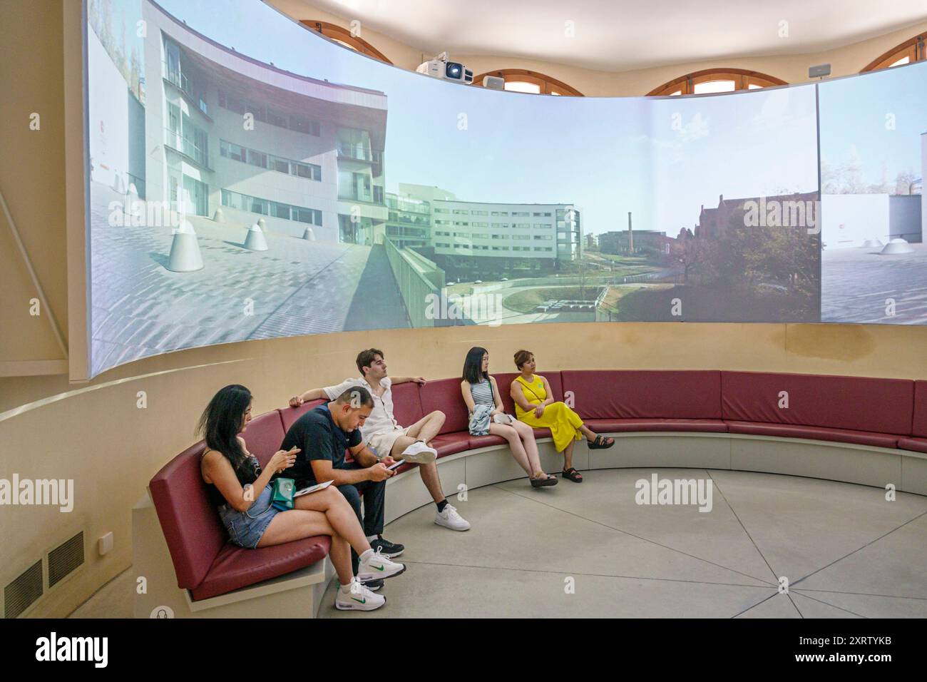 Barcelone Espagne, Catalogne Catalunya, El Guinardo, Recinte Modernista de Sant Pau, ancien complexe historique de pavillon de l'Hôpital de la Santa Creu, mode catalan Banque D'Images