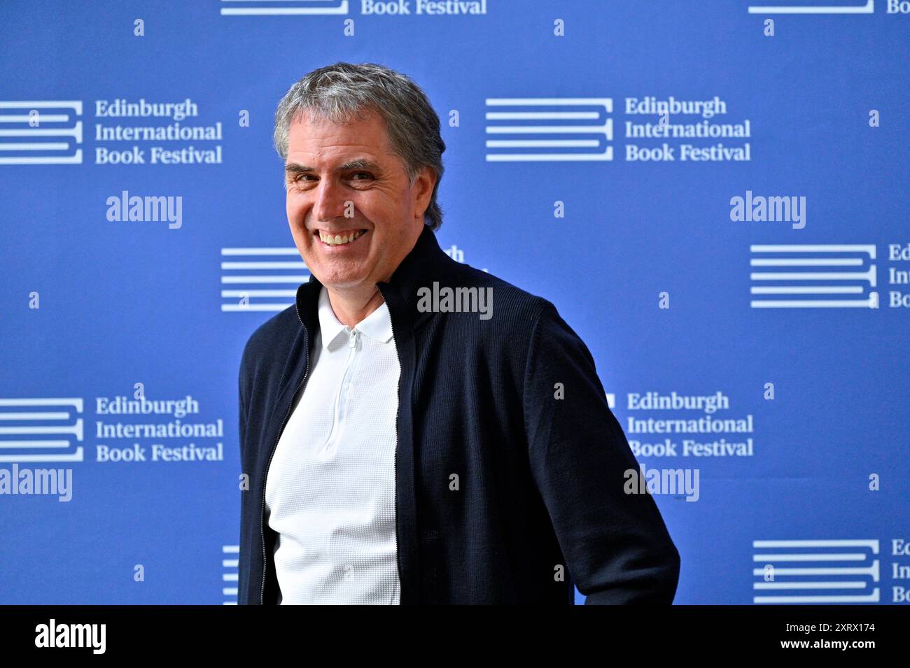 Édimbourg, Écosse, Royaume-Uni. 12 août 2024. Festival international du livre d'Édimbourg : Steve Rotheram, maire de la région de Liverpool City lors de l'appel photo officiel. Crédit : Craig Brown/Alamy Live News Banque D'Images