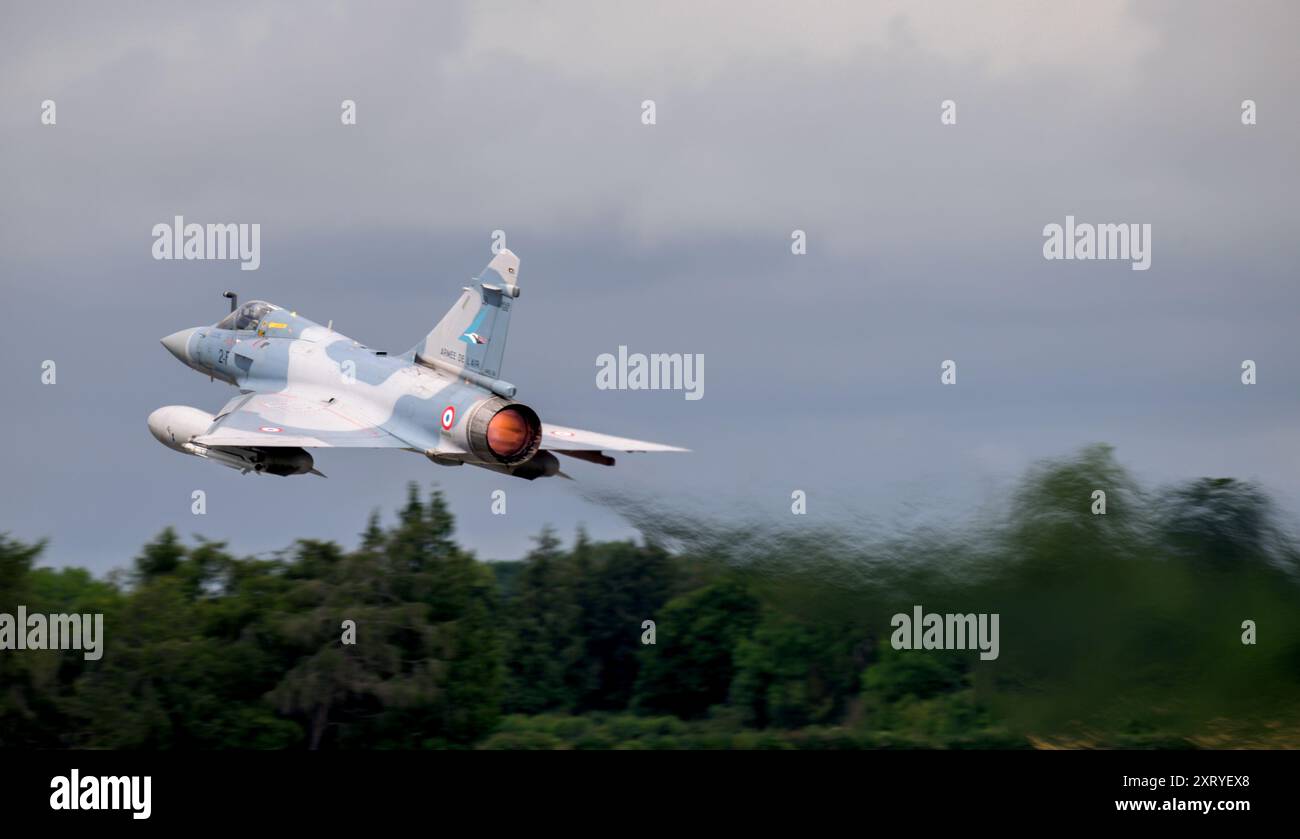 Armée de l'air française, Dassault Mirage 2000 5, départ le jour des départs au Royal International Air Tattoo Banque D'Images