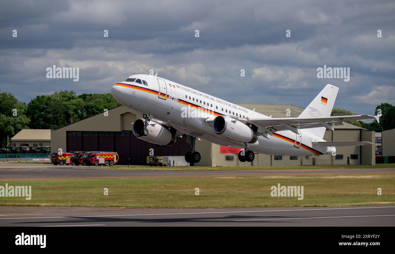 Armée de l'air allemande, Airbus, transport VIP A319OH, départ le jour des départs au Royal International Air Tattoo Banque D'Images