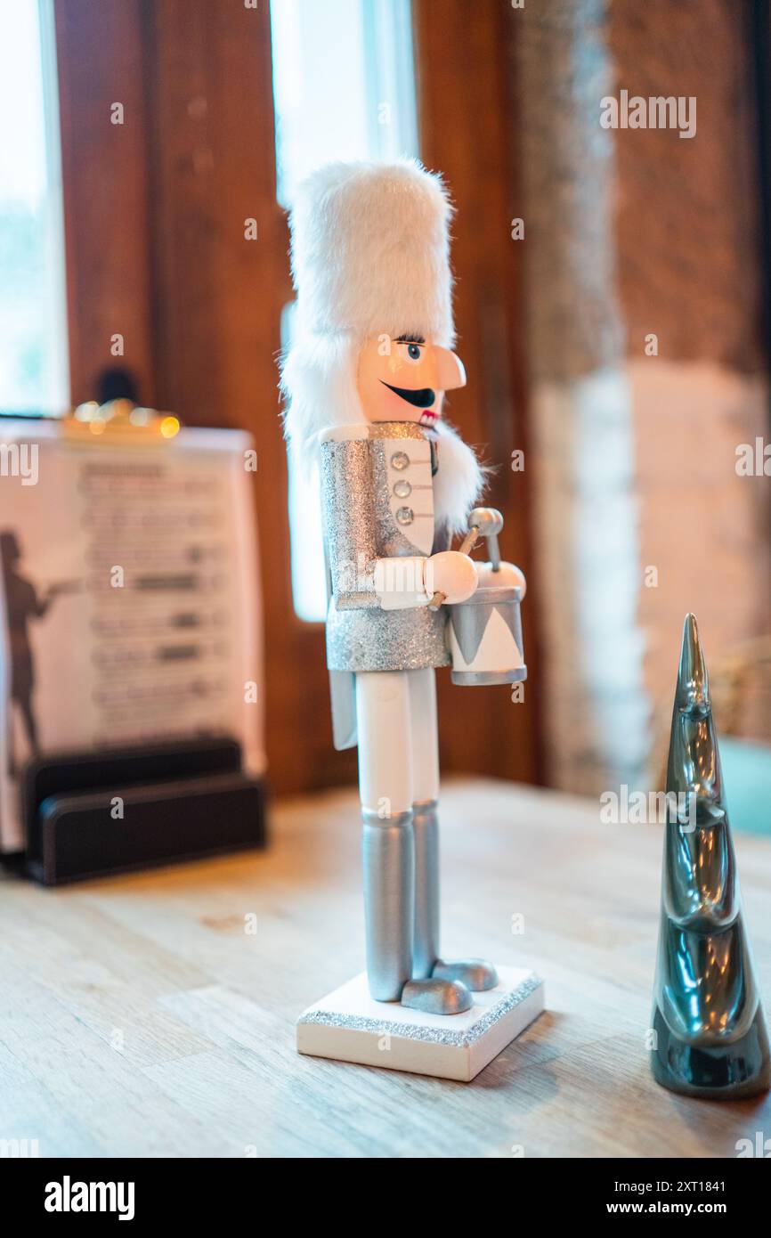 Poupée soldat casse-noisette avec tambour Banque D'Images