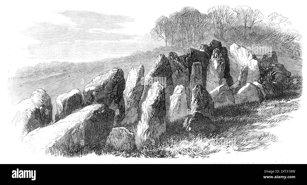 Vestiges préhistoriques à Jersey : le Cromlech du Mont préparé Ube, 1870. Dolmen de Mont Ubé ; (St Clément), passage néolithique tombe construite c4000-3250 av. J.-C. « Le cromlech du Mont constitué Ube, bien que dépourvu de toutes les pierres de couverture, est encore très remarquable par la régularité de sa forme, qui expose le plan original des architectes celtes peut-être plus parfaitement que tout autre cromlech dans les îles Anglo-Normandes. La vue est de son coin nord-est. Il montre l'intérieur de la chambre occidentale, à l'intérieur de laquelle se trouvent deux piliers de pierre verticaux montrant des marques de main humaine. Ils l'ont évidemment été Banque D'Images