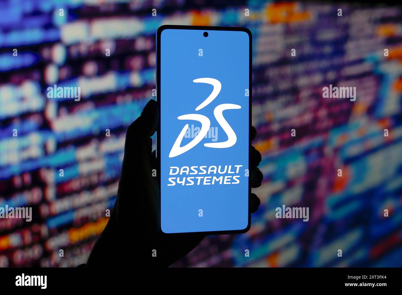 Paraguay. 13 août 2024. Dans cette illustration photo, le logo Dassault systèmes est affiché sur l'écran d'un smartphone. (Photo de Jaque Silva/SOPA images/SIPA USA) *** strictement à des fins éditoriales *** crédit : SIPA USA/Alamy Live News Banque D'Images