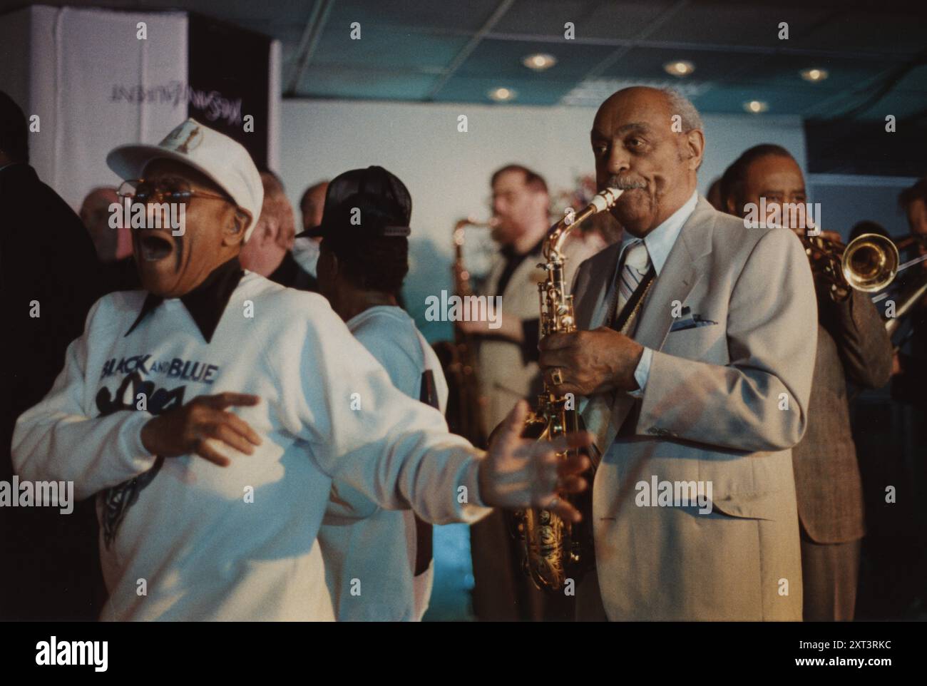 Benny carter et les Nicholas Brothers, Jazz Inn Party All Star Big Band, Nordwijk, pays-Bas, 1989. Banque D'Images