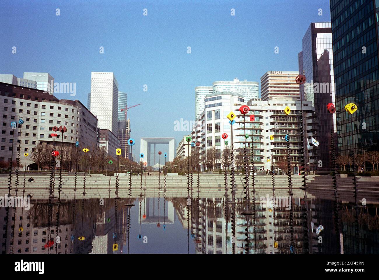 L'architecture contemporaine. La Défense (principal quartier des affaires de l'Europe). Paris. France Banque D'Images