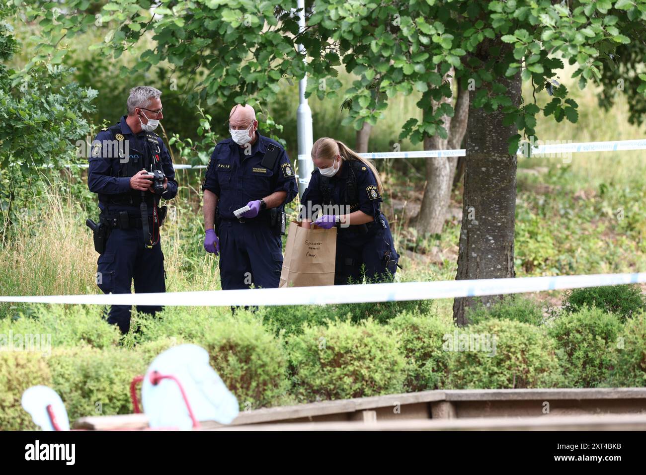 Une personne est blessée après une fusillade présumée dans la région de Berga, Linköping, Suède, mardi après-midi. Banque D'Images