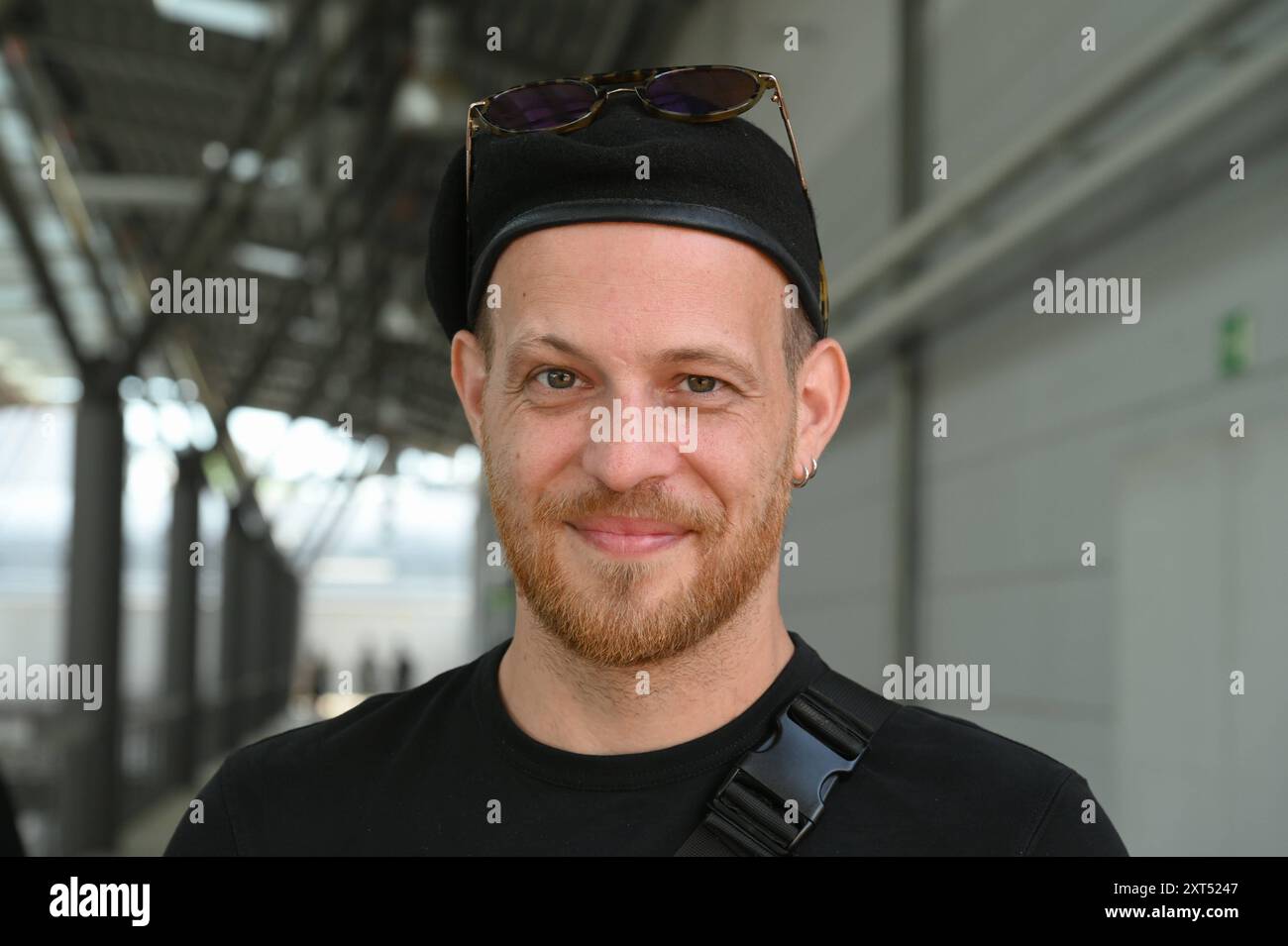 Schauspieler Patrick Müller posiert beim Fantreffen und Starwahl der RTL Daily Drama Serie unter uns. *** L'acteur Patrick Müller pose lors de la rencontre des fans et de la sélection des stars de la série dramatique RTL Daily Among US Banque D'Images