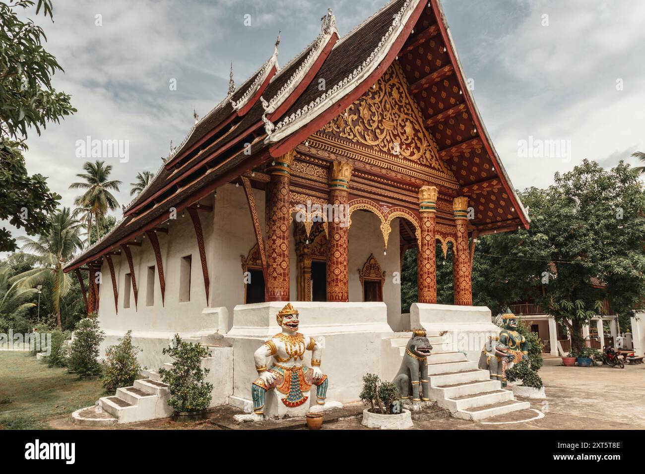 Culture Travel Laos, site du patrimoine mondial de l'UNESCO temples de Luang Prabang bâtiments dans les temples bouddhistes de Luang Prabang Banque D'Images