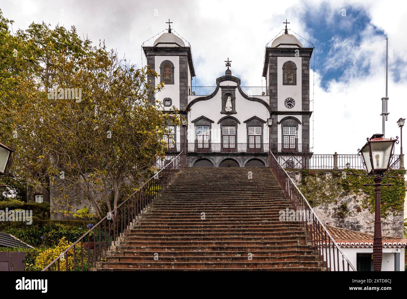 Église de l'Igreja de Nossa Senhora do Monte à Funchal sur l'île de Madère, Portugal Banque D'Images