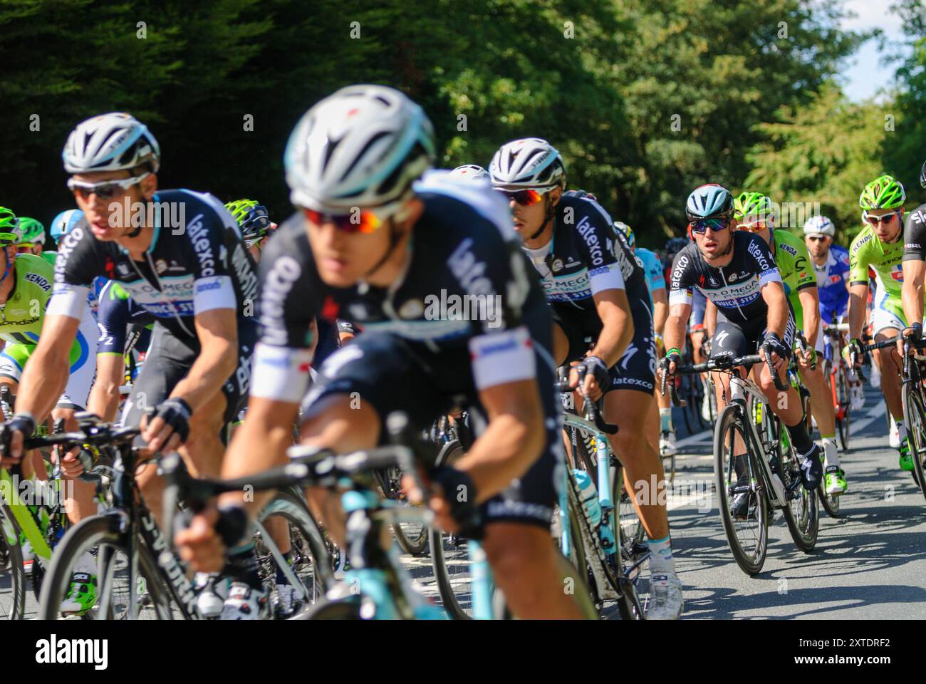 Tor de France, le Grand départ - course cycliste en direction du sud de Ripon à Harrogate dans le Yorkshire du Nord Banque D'Images Tor de France, le Grand départ - course cycliste en direction du sud de Ripon à Harrogate dans le Yorkshire du Nord Banque D'Images