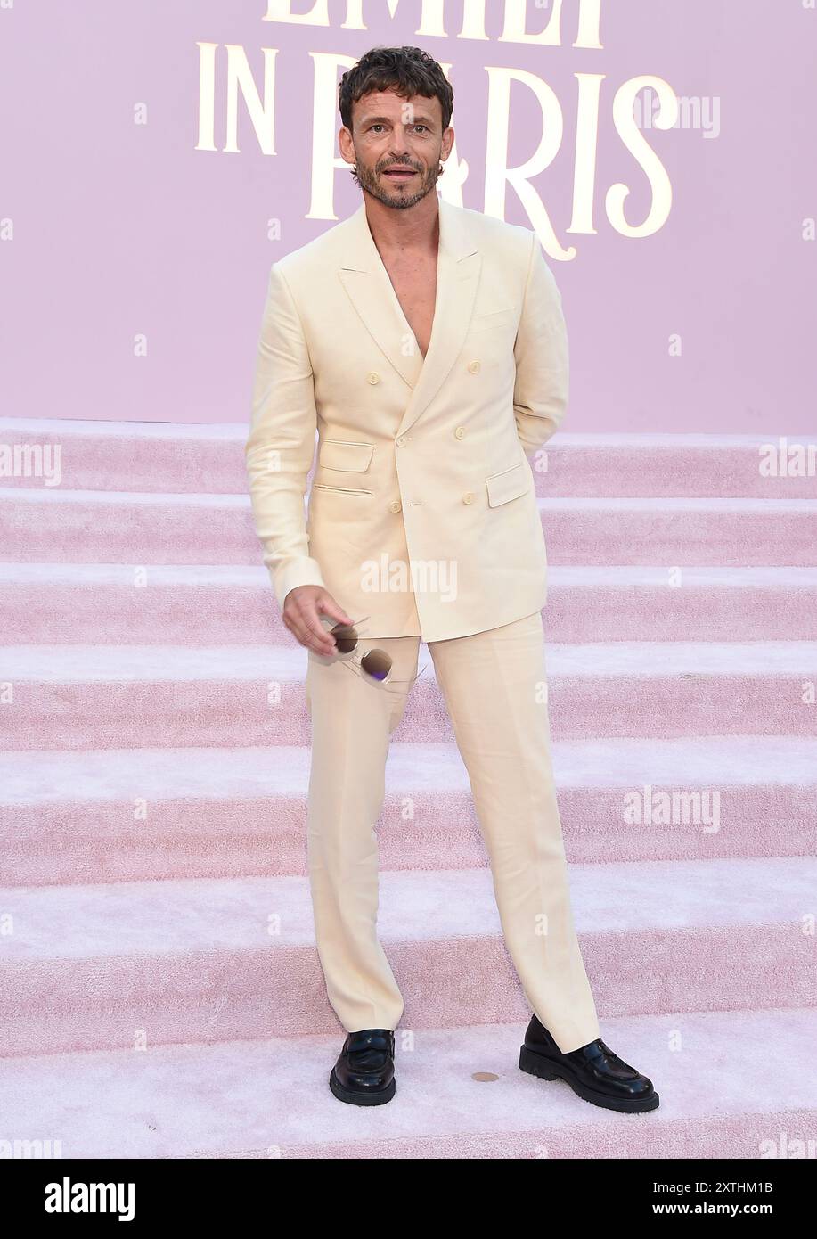 Hollywood, États-Unis. 14 août 2024. Arnaud Binard arrive à la première édition de Netflix de la saison 4, partie 1, au Théâtre égyptien Ausust 14, 2024 à Hollywood, CA. © Lisa OConnor/AFF-USA.com crédit : AFF/Alamy Live News Banque D'Images
