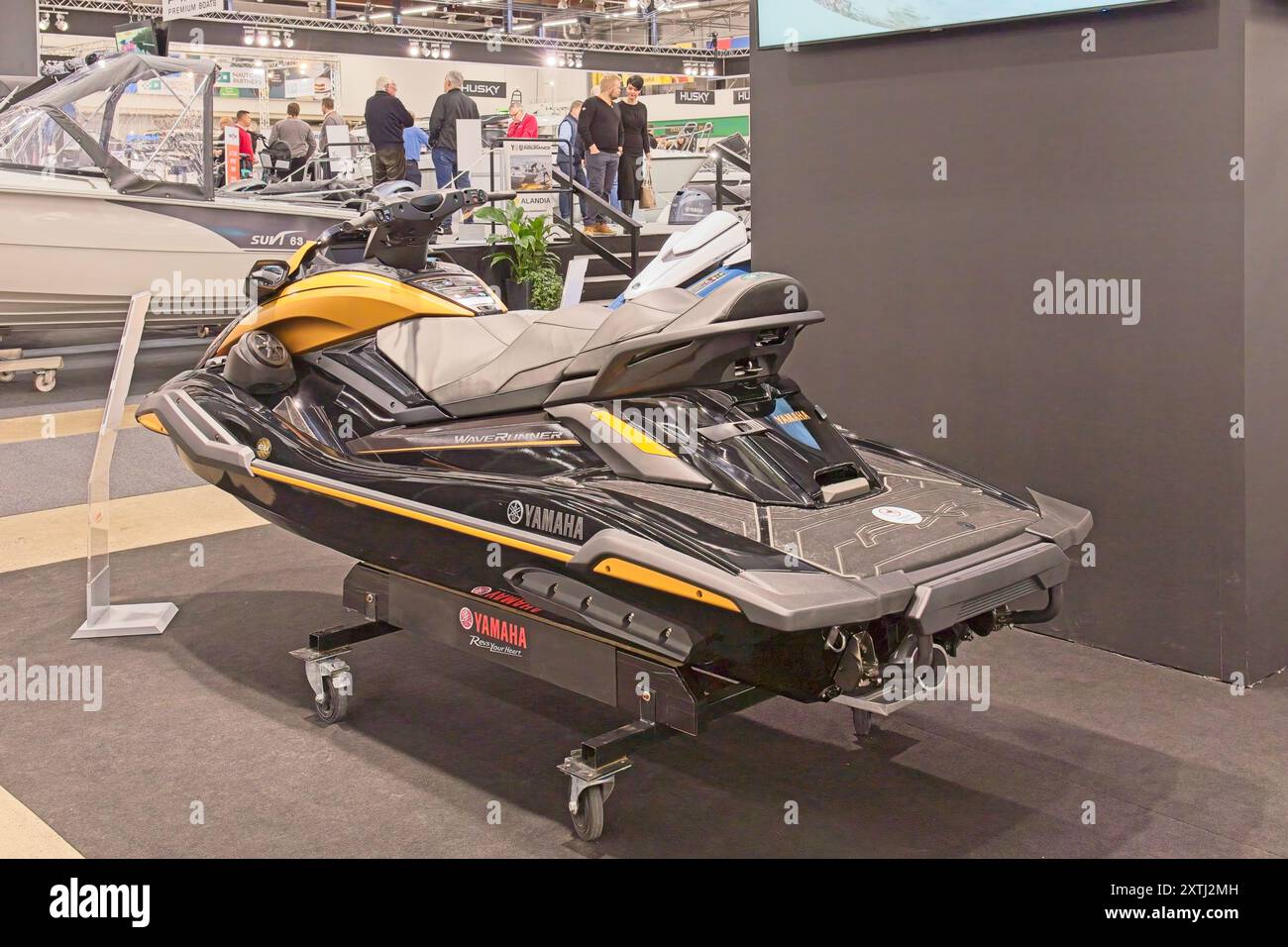 Pasila, Helsinki, Finlande – 14 février 2024 : Yamaha FX SVHO Cruiser Waverunner exposé au salon Vene – Båt (Boat) 2024 au Messukeskus Helsinki. Banque D'Images