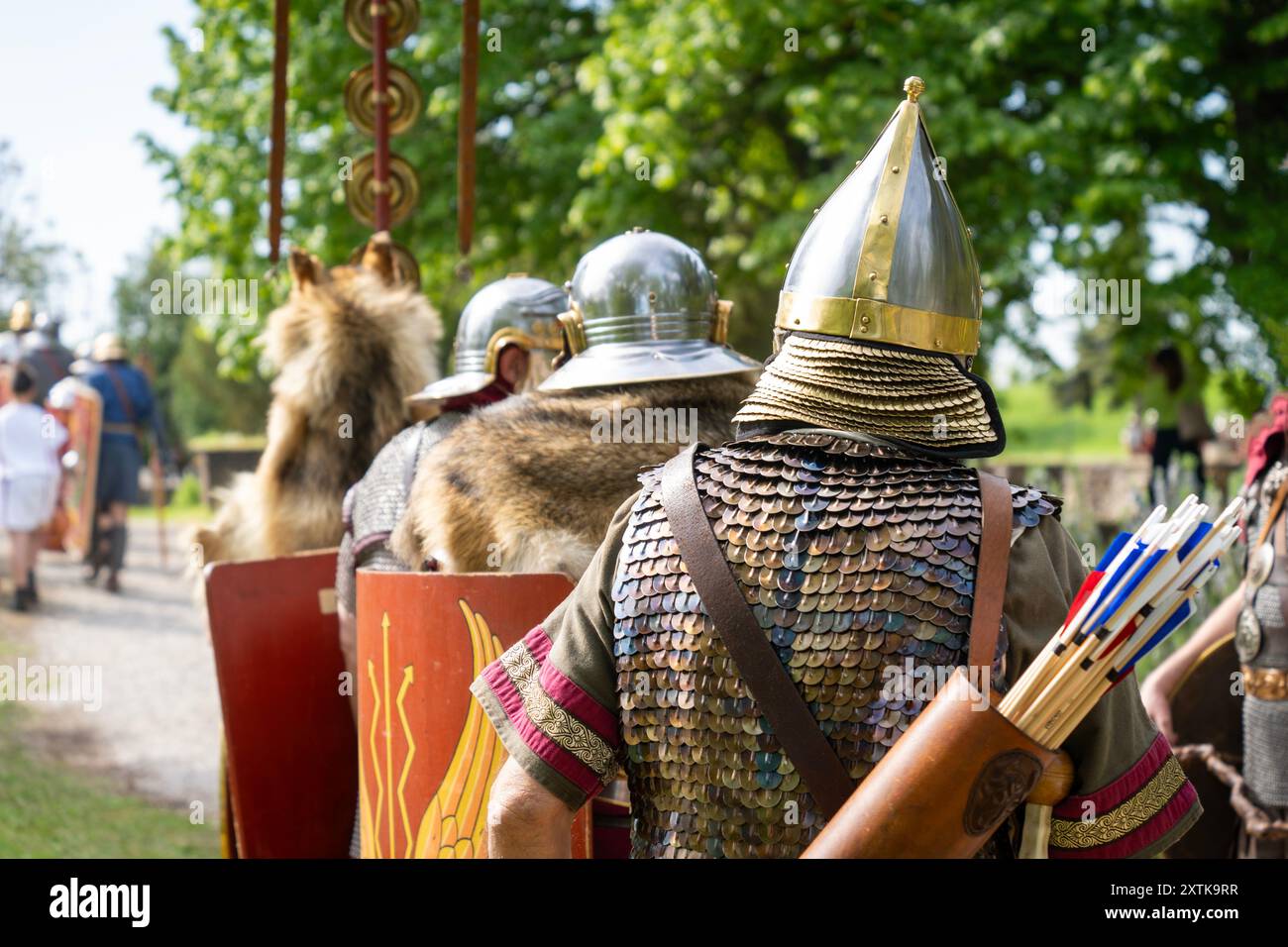 Rangée de soldats romains avec des équipements différents Banque D'Images