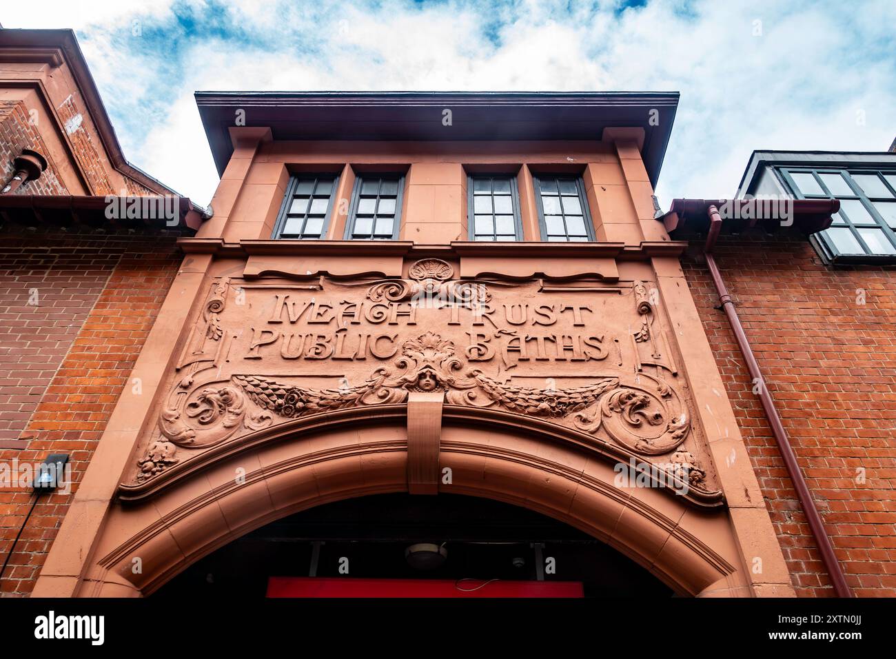 L'observation pour les bains d'Iveagh, bride Road, Dublin, Irlande, qui a ouvert en 1906 Banque D'Images L'observation pour les bains d'Iveagh, bride Road, Dublin, Irlande, qui a ouvert en 1906 Banque D'Images