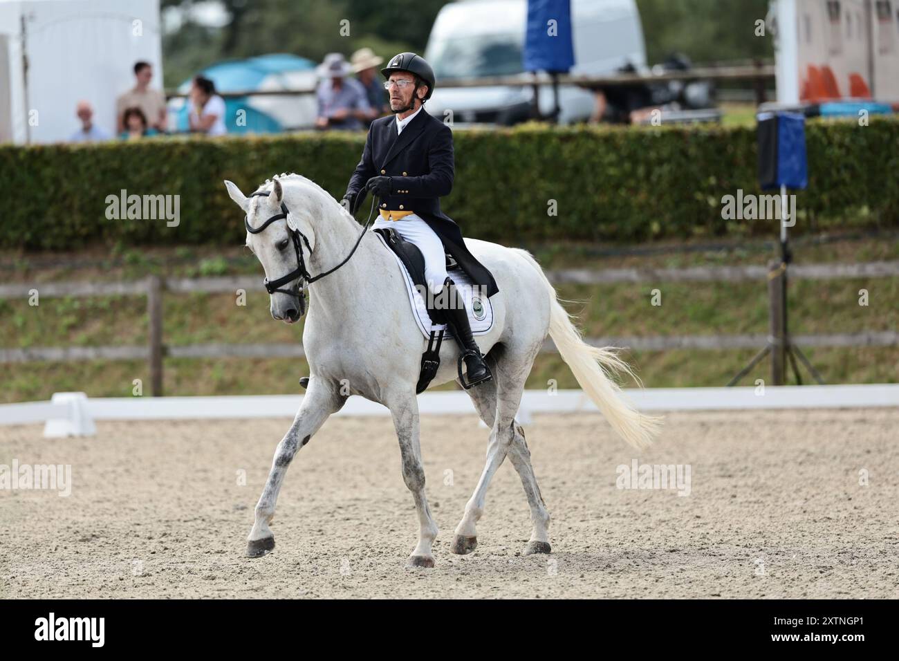 Gesves, Belgique, 15 août 2024, Christian CHABOT de Luxembourg avec Flora-B-Lux lors du dressage du CCIO4*-NC-S · Prix Adeps au concours complet International d'Arville le 15 août 2024, Gesves, Belgique (photo de Maxime David - MXIMD Pictures) Banque D'Images