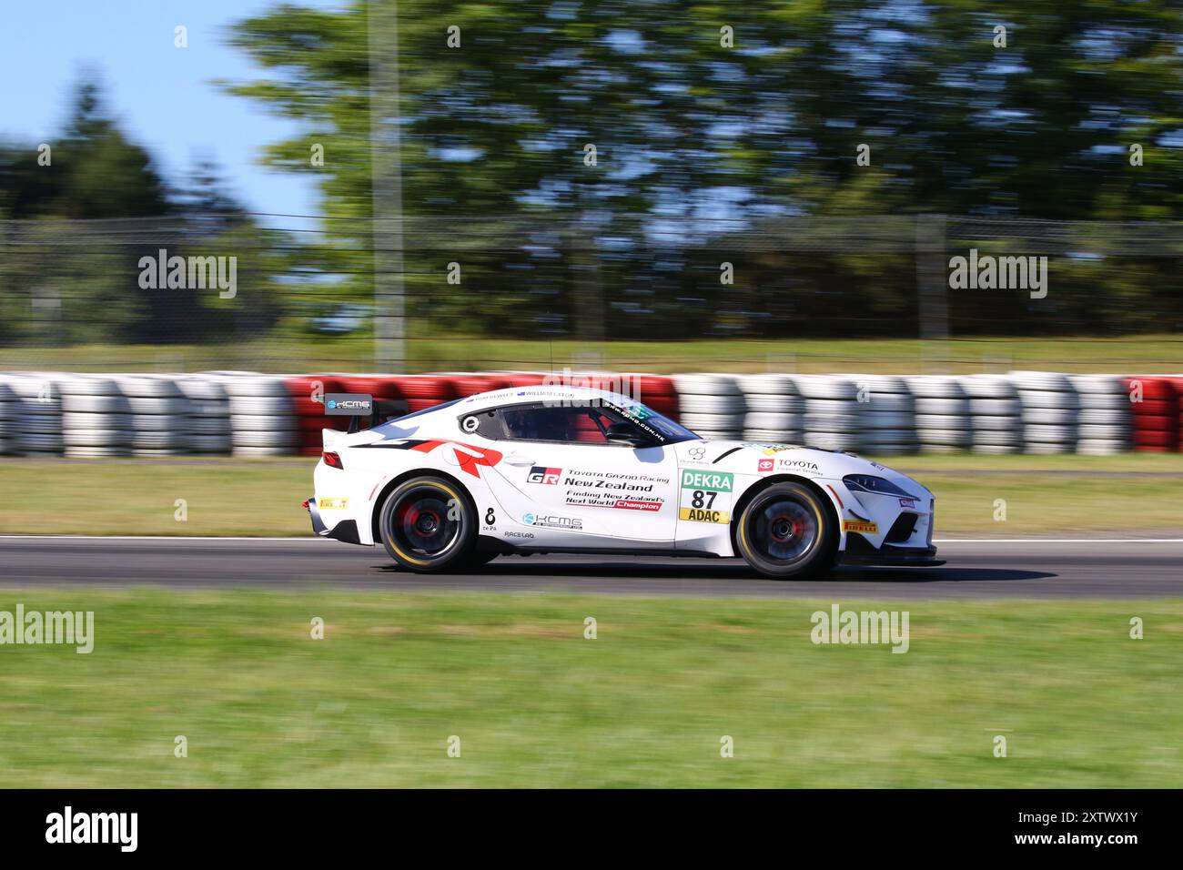 Tom Bewley (NZL) / William Exton (NZL), '87, Toyota GR Supra GT4, Team : KCMG (CHN), Motorsport, ADAC GT4 Allemagne, 2024, Lauf 4, Nuerburgring, Nuerburg, Rhénanie-Palatinat, 16.08.2024 Foto : Eibner-Pressefoto/Juergen Augst Banque D'Images