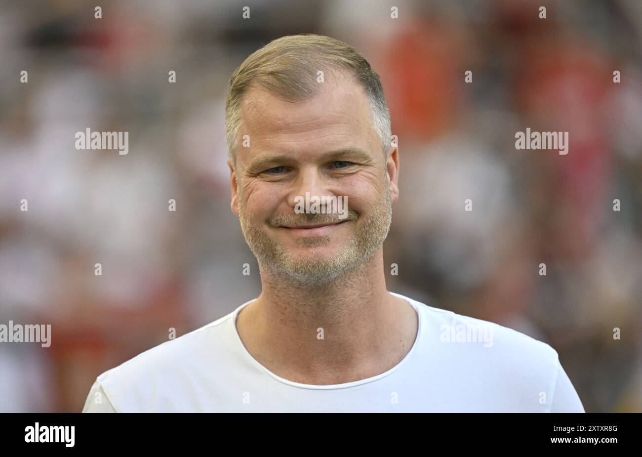 Directeur sportif Fabian Wohlgemuth VfB Stuttgart, portrait, sourires, MHPArena, MHP Arena Stuttgart, Bade-Wuertemberg, Allemagne, Europe Banque D'Images