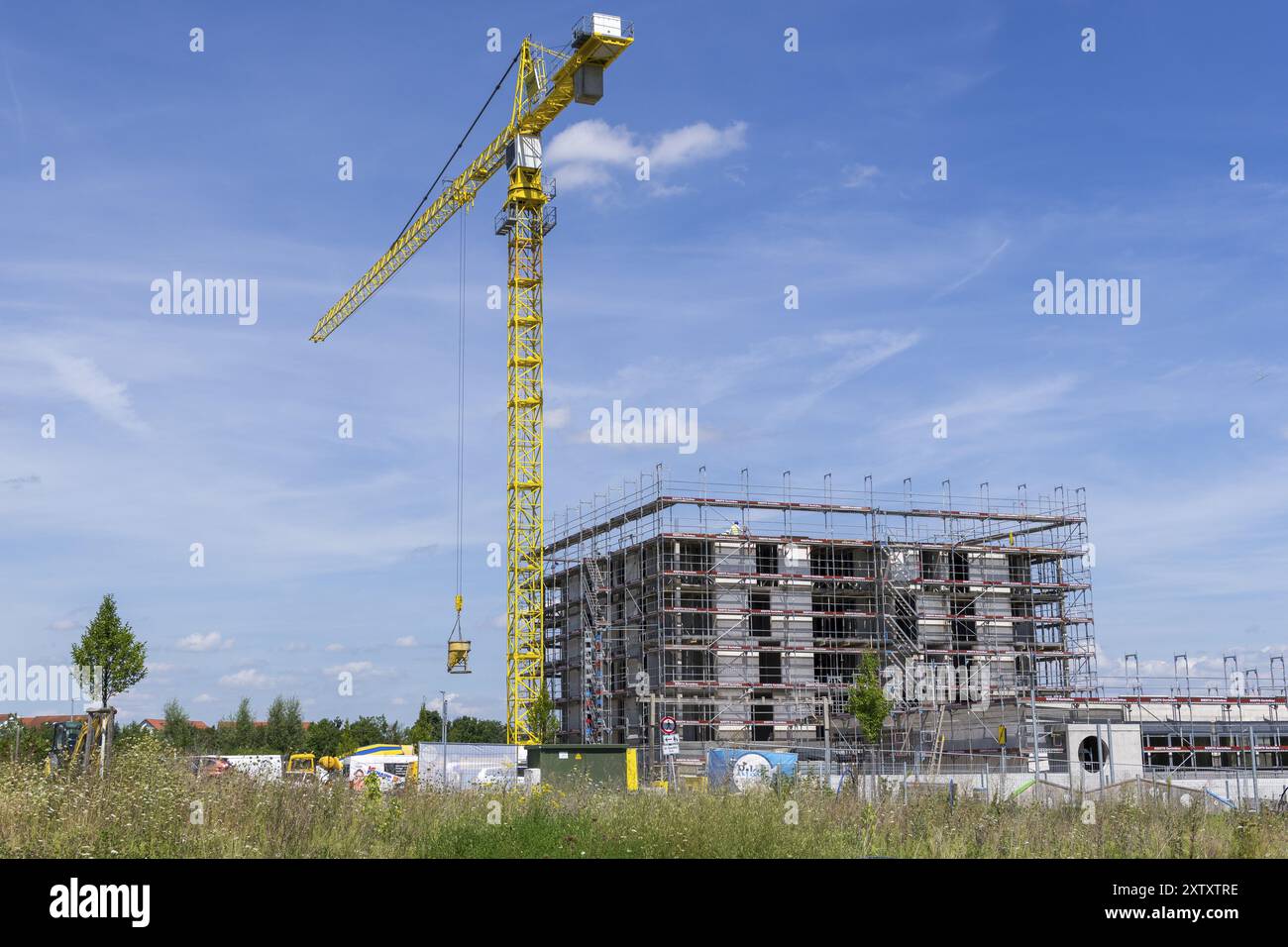 Construction de logements, nouvelle construction de 50 appartements, nouvelle zone de développement, immeuble d'appartements, chantier de construction, grue, Winnenden, Bade-Wuertemberg Banque D'Images