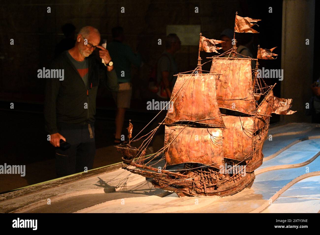 Stockholm, Suède - 30 juillet 2024 : Musée Vasa de Stockholm. Le musée Vasa expose le seul navire de guerre du XVIIe siècle presque entièrement intact. Banque D'Images