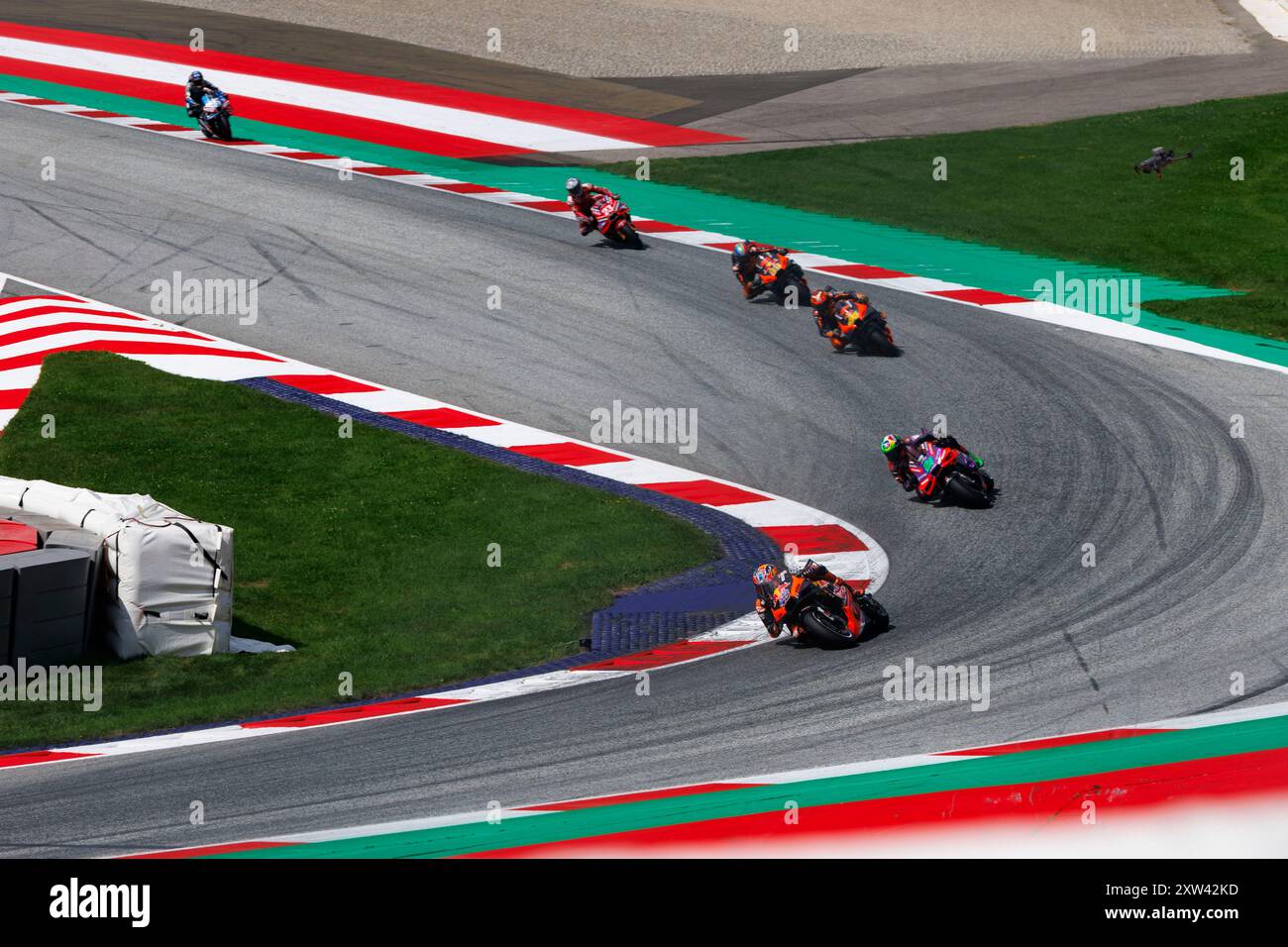 Red Bull Ring, Spielberg, Autriche. 17 août 2024. MotoGP autrichien 2024, Journée des qualifications ; Jack Miller, Franco Morbidelli pendant la course de sprint au MotoGP autrichien crédit : action plus Sports/Alamy Live News Banque D'Images