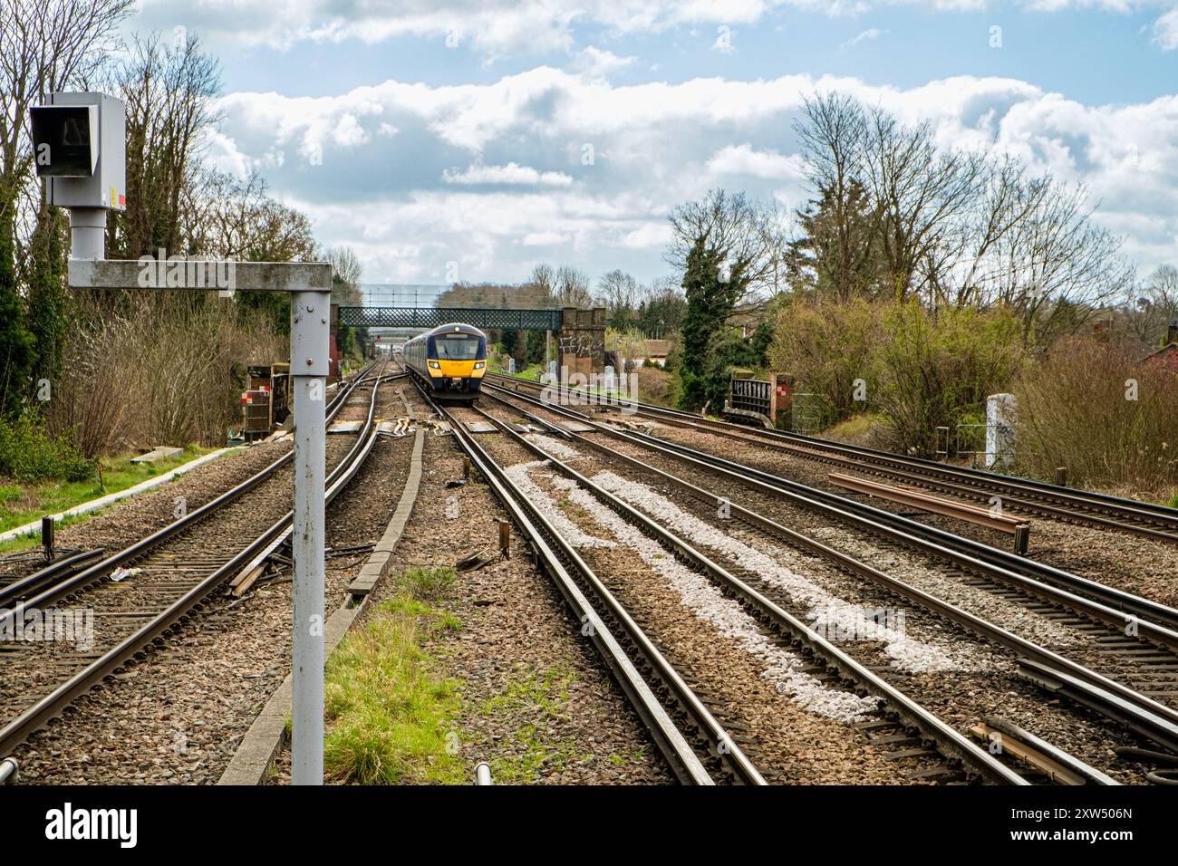 Southeastern Class 707 Desiro City entrant dans la gare de Petts Wood, Petts Wood, Orpington, Kent Banque D'Images