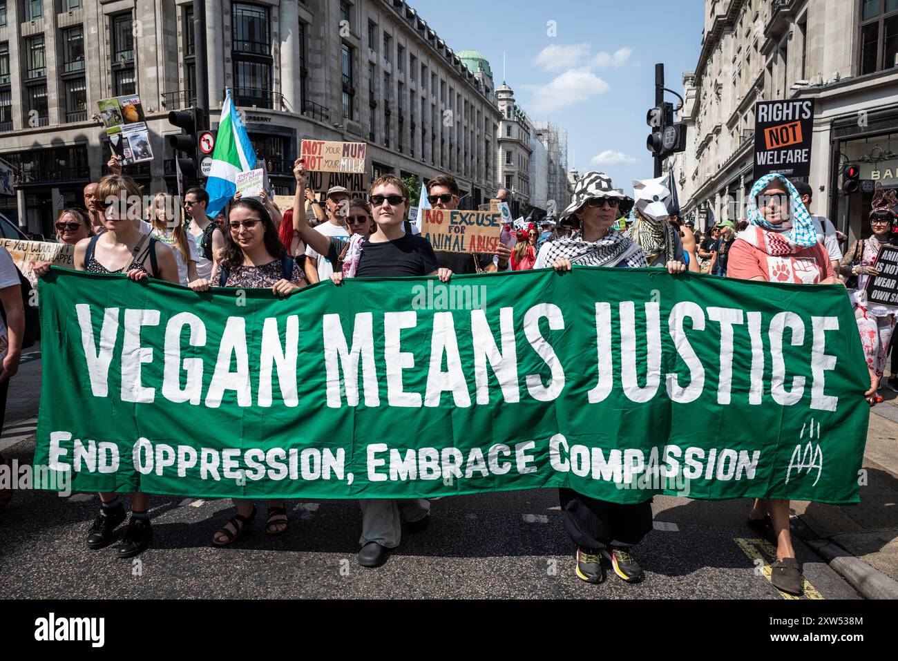 Marche nationale pour les droits des animaux, Londres, Angleterre, Royaume-Uni, 17 août 2024 Banque D'Images