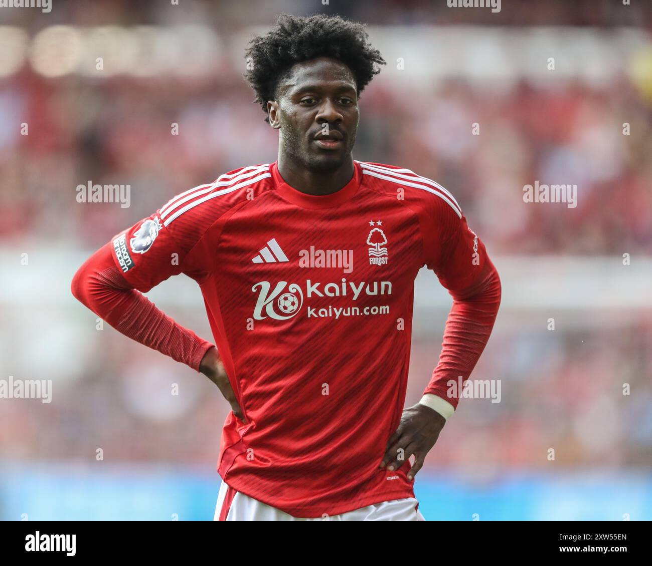 Ola Aina de Nottingham Forest lors du match de premier League Nottingham Forest vs Bournemouth au City Ground, Nottingham, Royaume-Uni, 17 août 2024 (photo par Alfie Cosgrove/News images) Banque D'Images