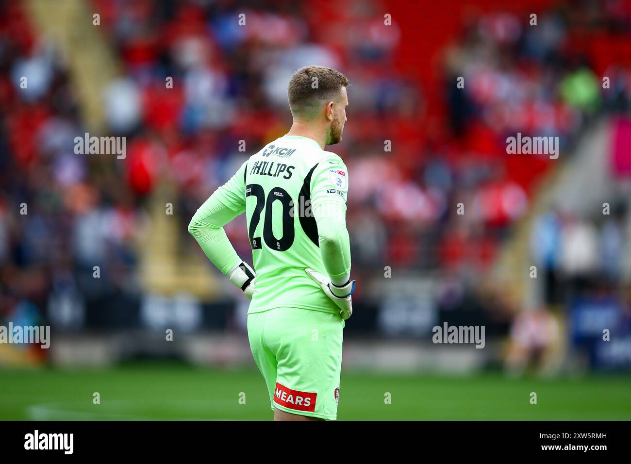 AESSEAL New York Stadium, Rotherham, Angleterre - 17 août 2024 Dillon Phillips gardien de but de Rotherham United - pendant le match Rotherham United v Bristol Rovers, Sky Bet League One, 2024/25, AESSEAL New York Stadium, Rotherham, Angleterre - 17 août 2024 crédit : Arthur Haigh/WhiteRosePhotos/Alamy Live News Banque D'Images