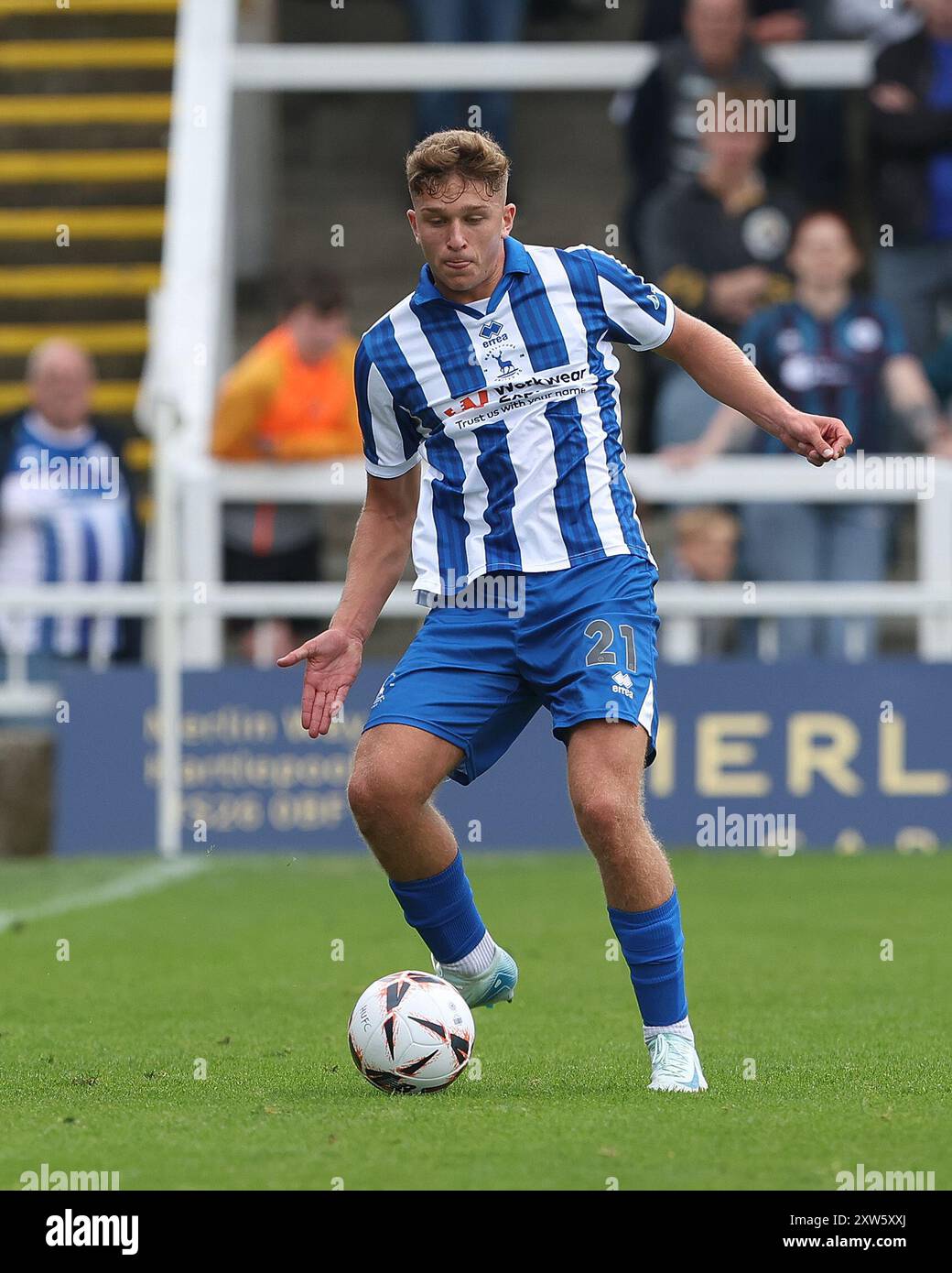 Louis Stephenson de Hartlepool United lors du match de Vanarama National League entre Hartlepool United et Southend United à Victoria Park, Hartlepool, samedi 17 août 2024. (Photo : Mark Fletcher | mi News) crédit : MI News & Sport /Alamy Live News Banque D'Images