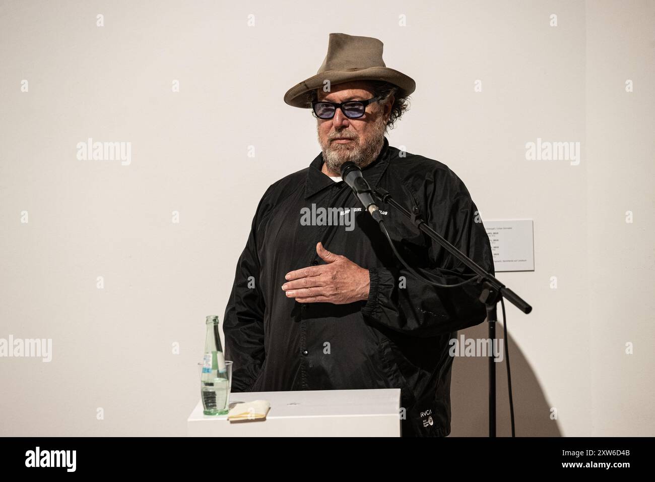 26.06.2021. Hagen. Unter dem Titel deux Tchécoslovaques entrent dans un Bar eröffnet der Künstler und Regisseur Julian Schnabel im Hagener Osthaus Museum Banque D'Images