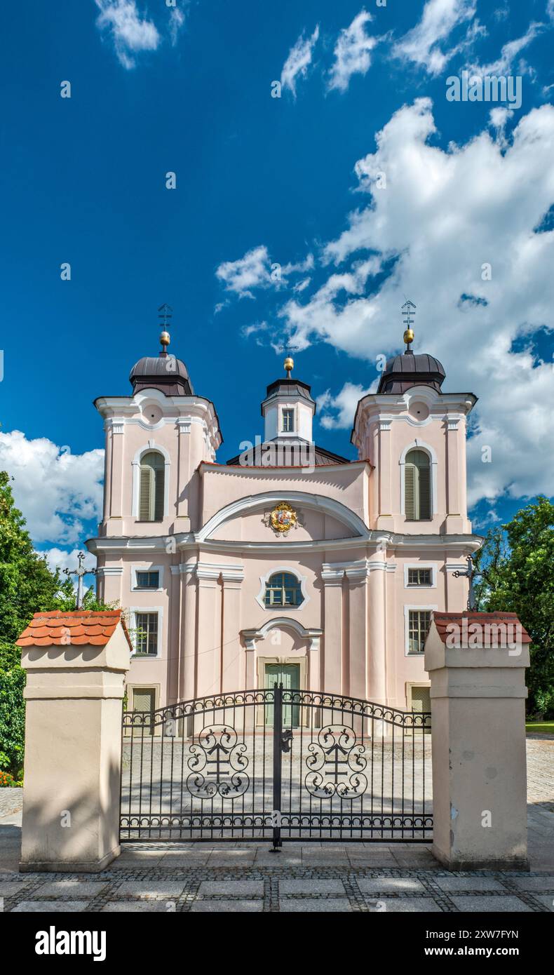 Église de l'Assomption de la Bienheureuse Vierge Marie, 1753, baroque, fondée par Katarzyna Sapieha, village de Cieszków, vallée de Barycz, basse-Silésie, Pologne Banque D'Images