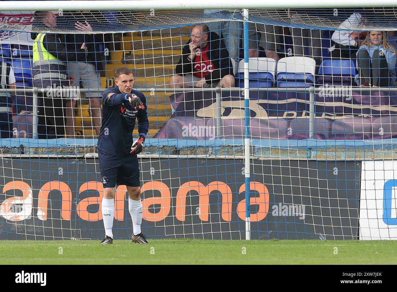 Joel Dixon de Hartlepool United lors du match de Vanarama National League entre Hartlepool United et Southend United à Victoria Park, Hartlepool le samedi 17 août 2024. (Photo : Mark Fletcher | mi News) Banque D'Images