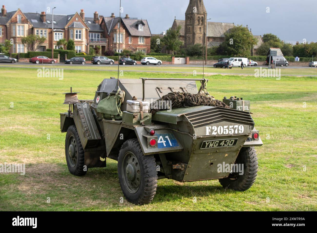 Années 1943 40 : voiture de reconnaissance Daimler Scout, légère britannique, véhicule de reconnaissance à quatre roues motrices rapide utilisé pour la liaison pendant la seconde Wa mondiale Banque D'Images