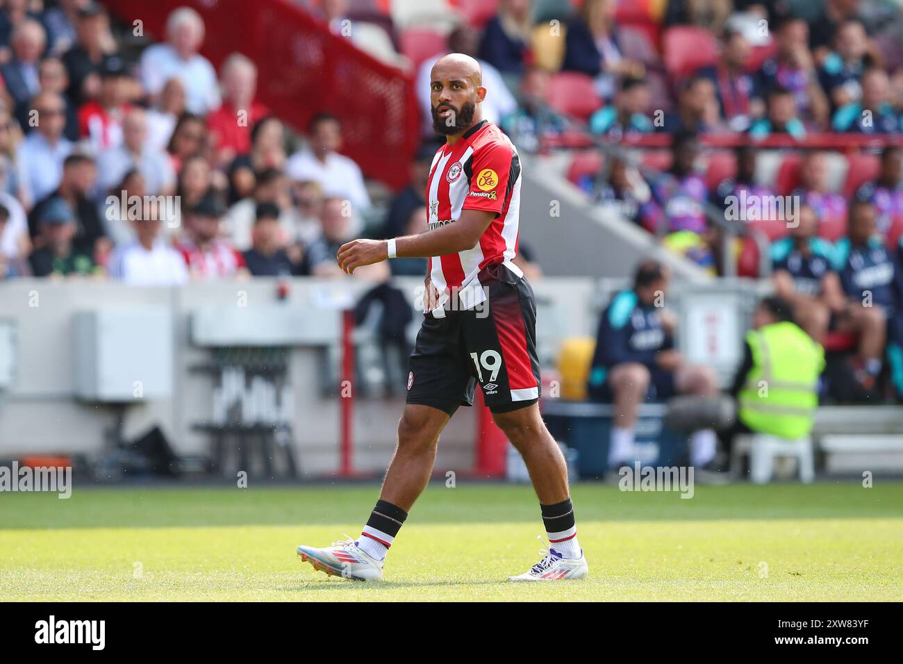 Bryan Mbeumo de Brentford lors du match de premier League Brentford vs Crystal Palace au Gtech Community Stadium, Londres, Royaume-Uni, le 18 août 2024 (photo par Gareth Evans/News images) Banque D'Images