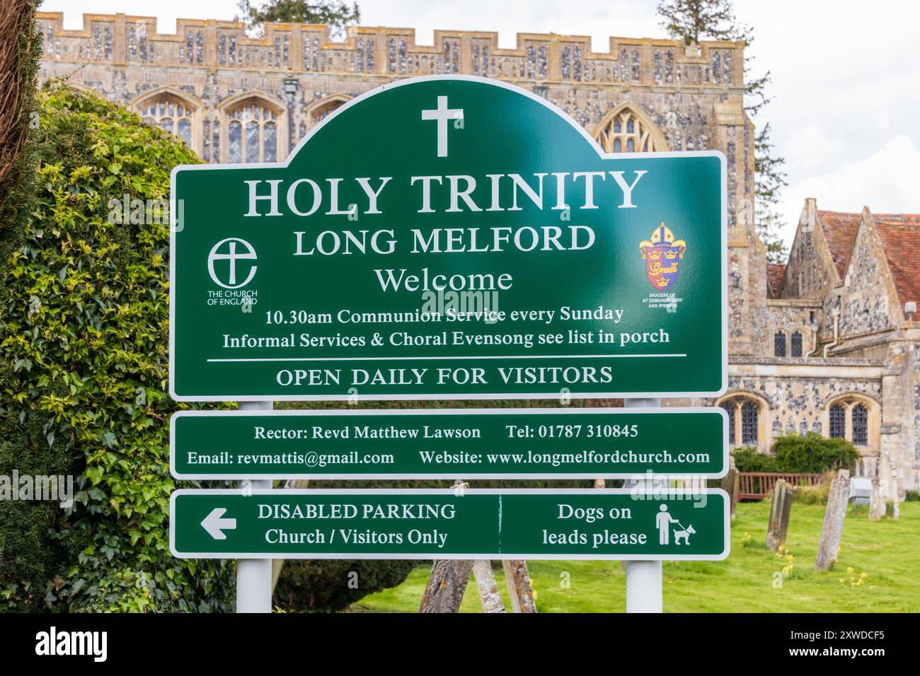 Panneau à l'entrée de l'église Holy Trinity, long Melford, Suffolk, Angleterre, Royaume-Uni Banque D'Images