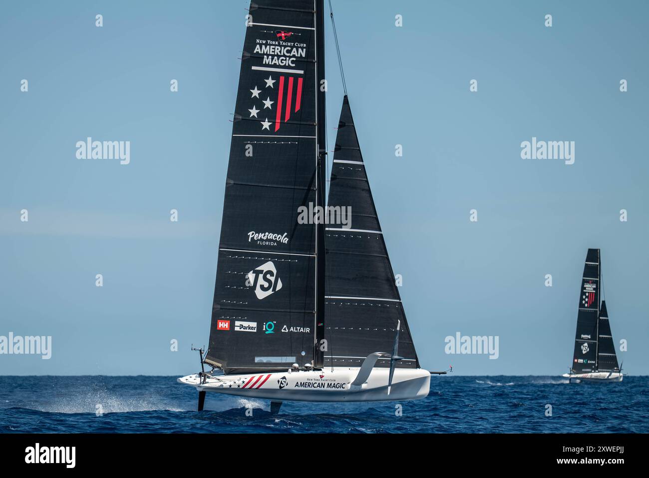 37E ÉQUIPE DE LA COUPE DE L'AMERICA, Copa America· New York Yacht Club American Magic Boat America (classe AC40) (USA) L'équipe américaine navigue à Barcelone. Cat Banque D'Images