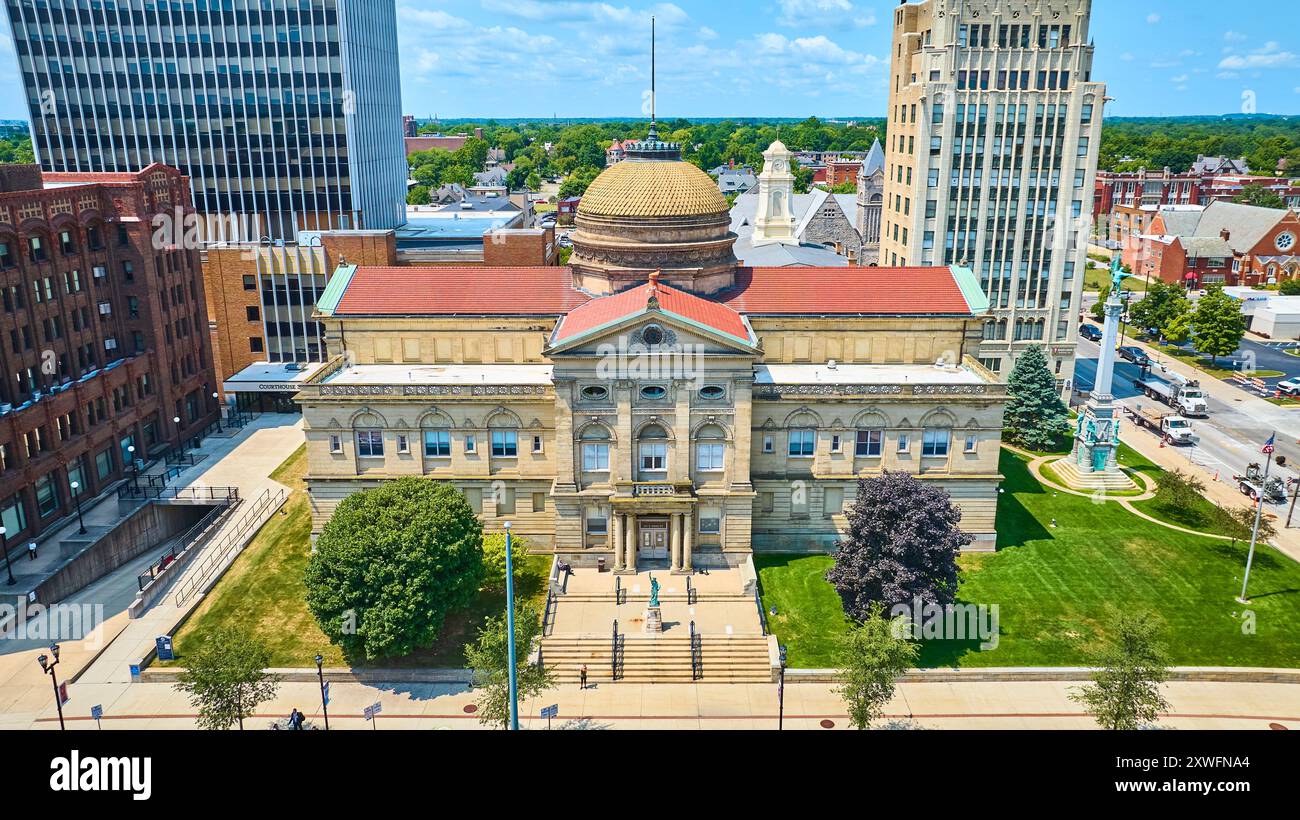 Vue aérienne Palais de justice historique et paysage urbain à South Bend Indiana Banque D'Images