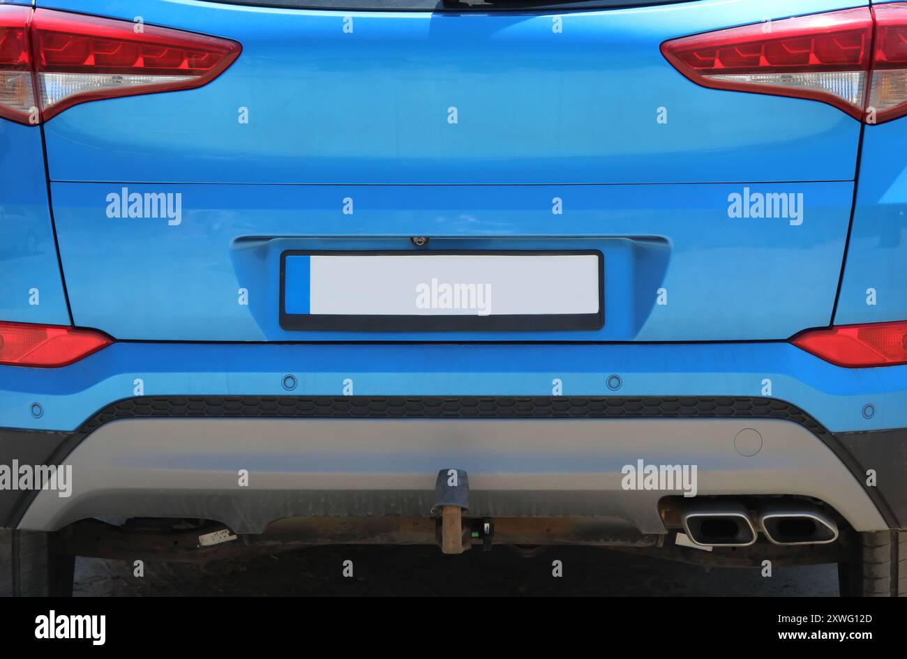 Plaque d'immatriculation sur voiture blanche Banque D'Images