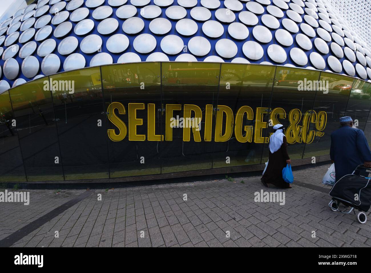 Vue du bâtiment Bull Ring un centre commercial dans le centre de Birmingham, conçu par Benoy en 2003 à Birmingham 19 août 2024 Royaume-Uni. Banque D'Images