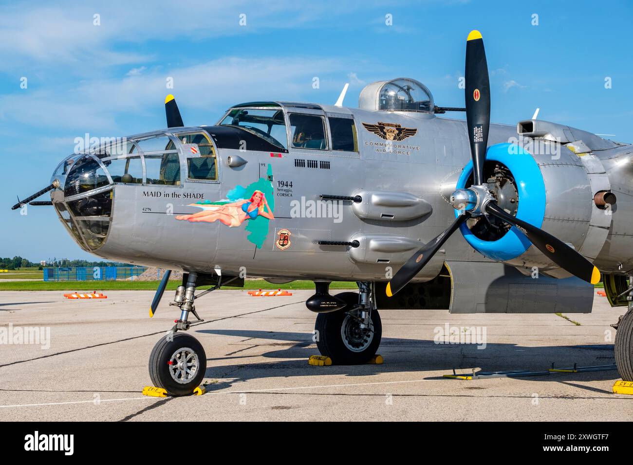 Commemorative Air Force 1944 B-25J, North American B-25 Mitchell second Guerre mondiale avion de chasse B25, Maid in the Shade, USAF Banque D'Images