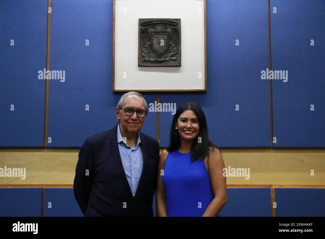 Mexico, Mexique. 19 août 2024. Dr Raúl Trejo Delarbre, chercheur à l’Institut de recherche sociale de l’Universidad Autonoma de Mexico et M.S. Geysha González, directeur des opérations au Centre d’analyse des politiques européennes (CEPA), lors de la conférence la désinformation nécessite-t-elle une éducation aux médias ? Au bureau du recteur de l'Universidad Nacional Autonoma de Mexico (UNAM). Le 19 août 2024 à Mexico, Mexique. (Photo de Jose Luis Torales/ Eyepix Group/SIPA USA) crédit : SIPA USA/Alamy Live News Banque D'Images