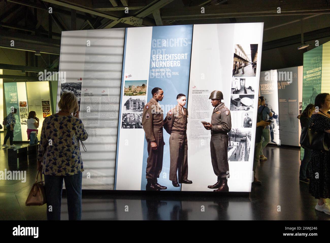 Le palais de justice de Nuremberg abrite la cour d'appel, le tribunal régional, le tribunal local et le parquet, en Allemagne Banque D'Images