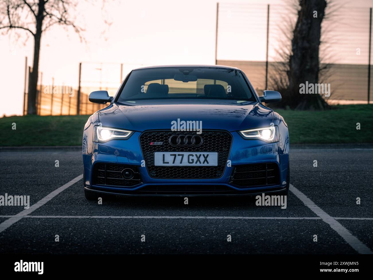 Audi RS5 2014 - Bleu Sepang Banque D'Images