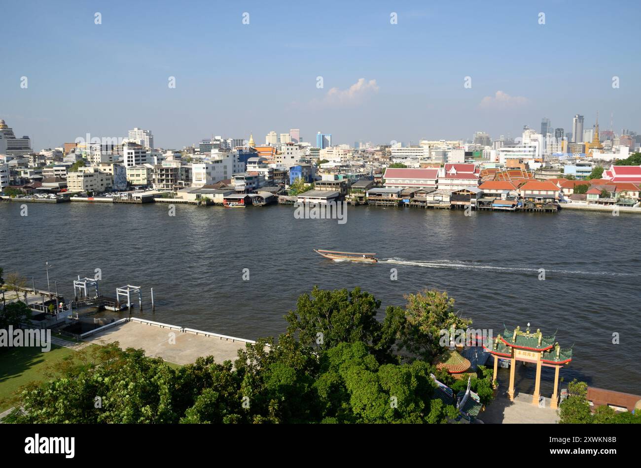 Vue depuis Chee Chin Khor moral Up-Lifting pour la Fondation Benefiction, Bangkok, Thaïlande, Asie Banque D'Images