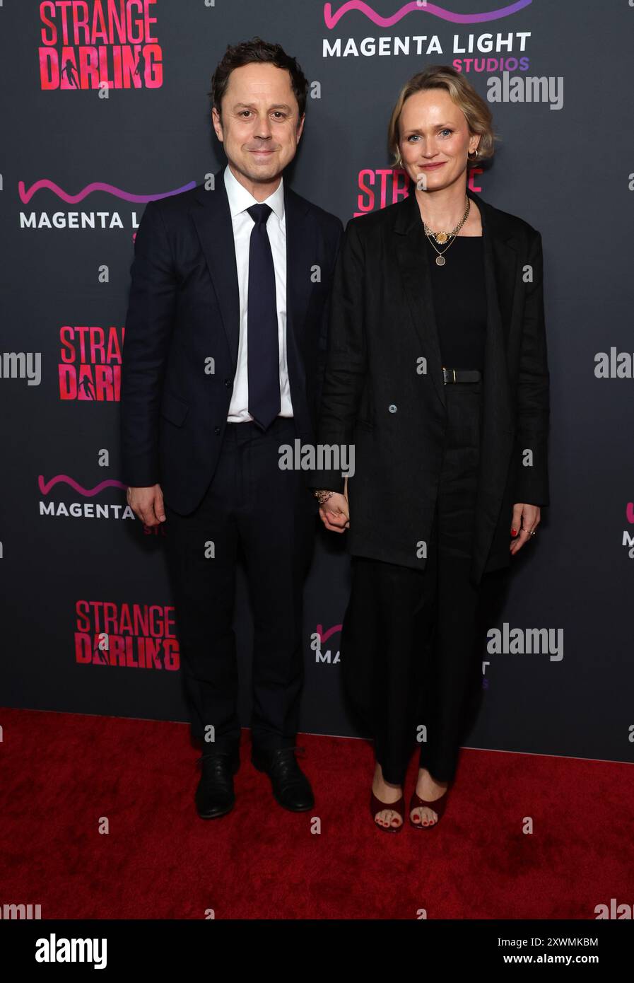 Los Angeles, CA. 19 août 2024. Giovanni Ribisi, Emily Ward à LA première de Strange Darling au DGA Theater à Los Angeles, Californie, le 19 août 2024. Crédit : Faye Sadou/Media Punch/Alamy Live News Banque D'Images